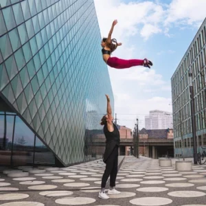 L'Agence Artistique Shayla vous propose des spectactes de portés acrobatiques