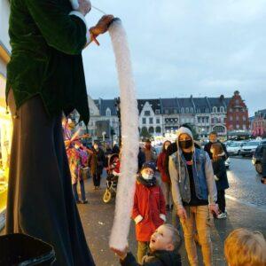 agence artistique shayla - belgique- tissu aérien - animations et spectacles - jonglerie (11)- spectacle de magie pour enfants. Belgique