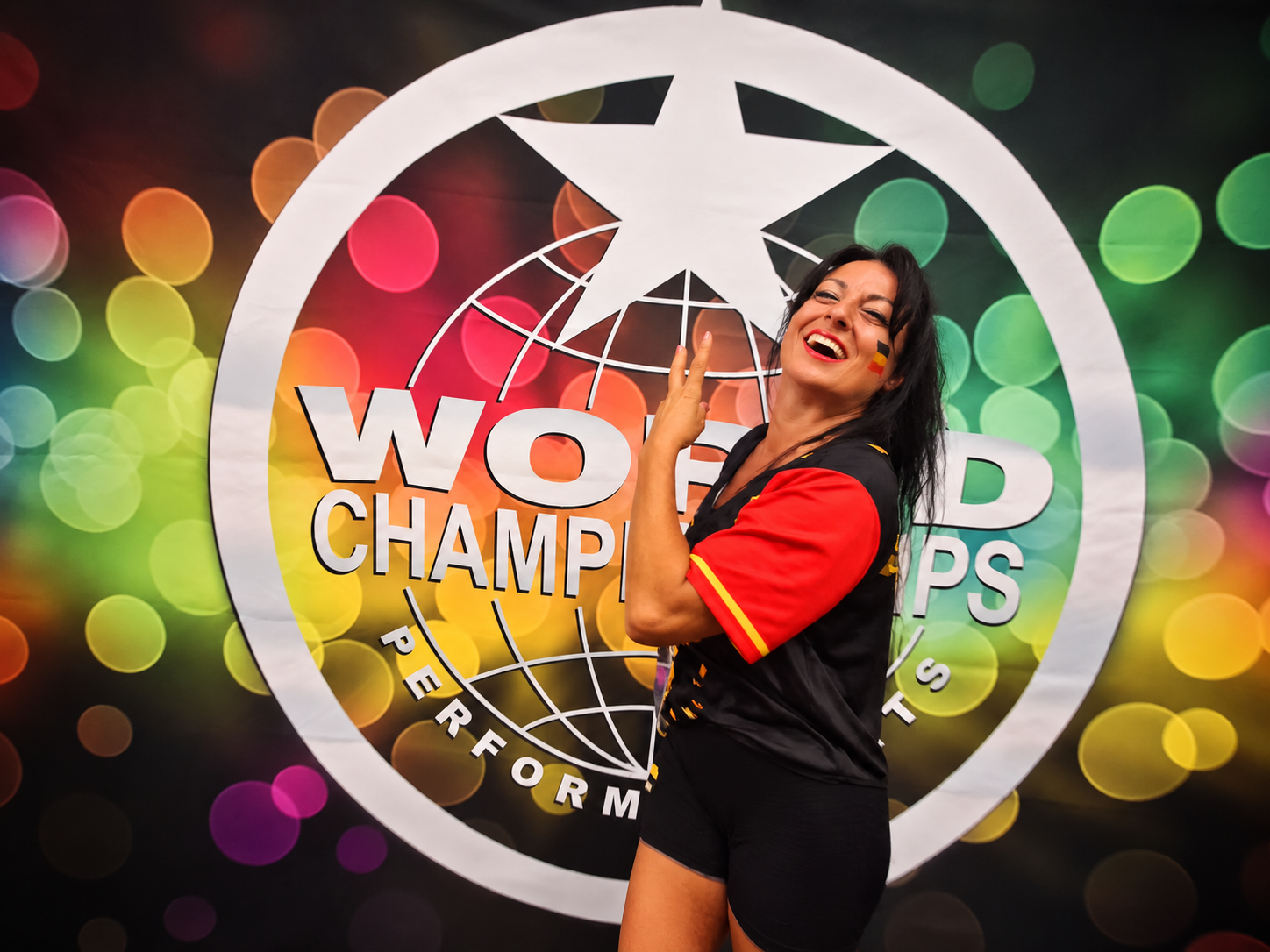 Isabella Delle Castelle souriante aux championnats du monde WCOPA à Las Vegas
